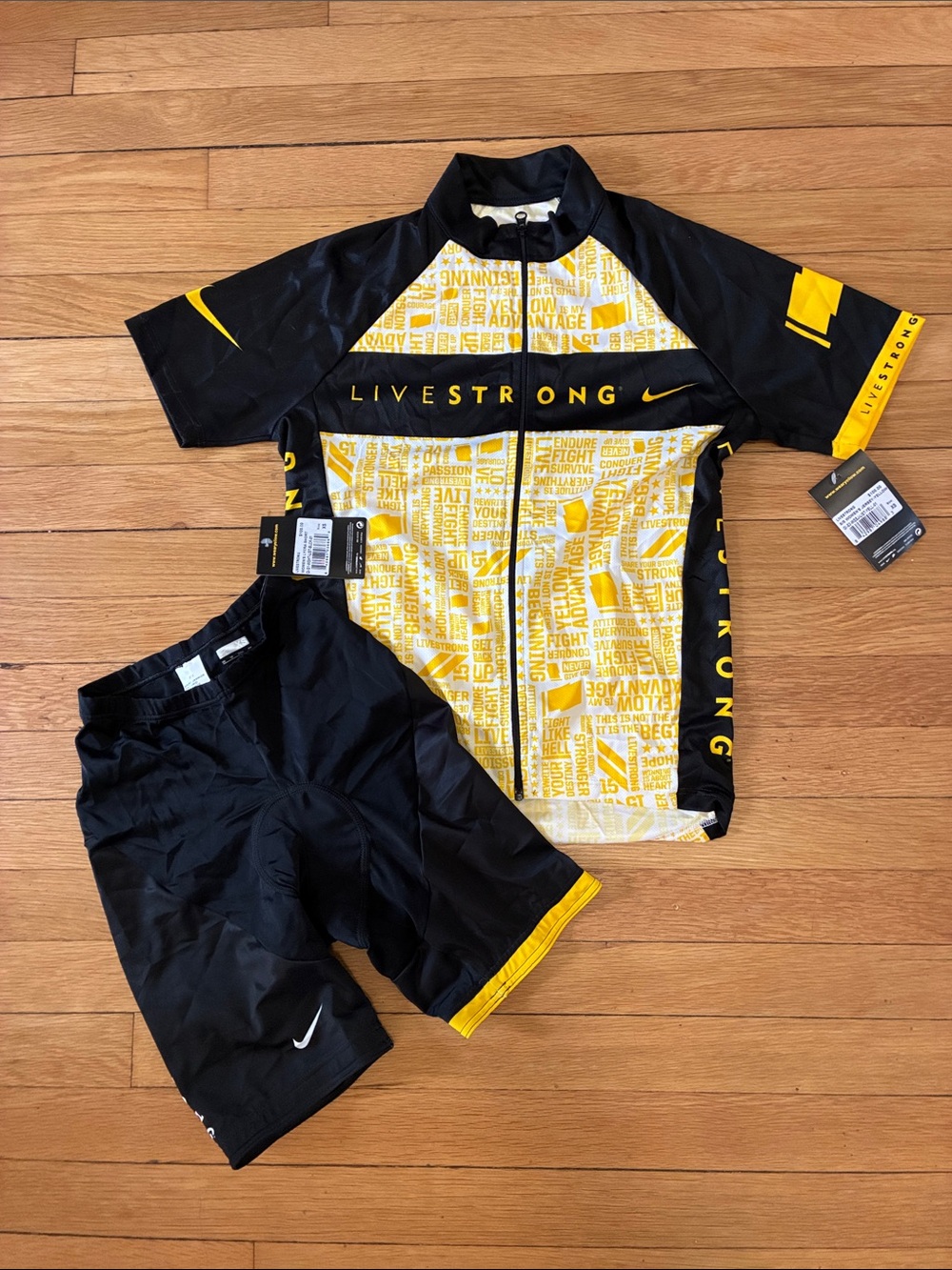 New! Nike Livestrong Black and Yellow Cycling Jersey and shorts, size XSmall